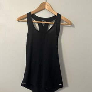 Nike Black Fitted Sleeveless Tank Top